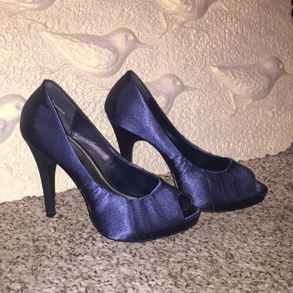Lulu Townsend Navy Satin heels
